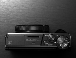 Canon PowerShot G7 X Mark III Digital Camera Kit (30th Anniversary Graphite Limited Edition)